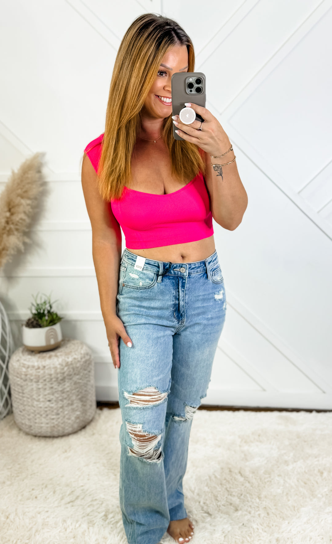 McKenna Ribbed curved V-neck Cap Sleeve Crop Tee