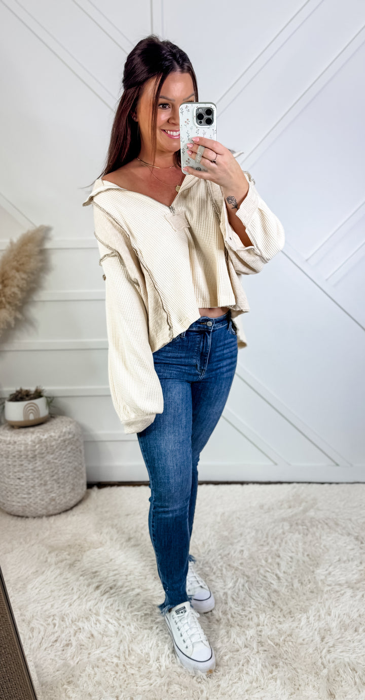 Daphne POL Hooded Crop Pullover